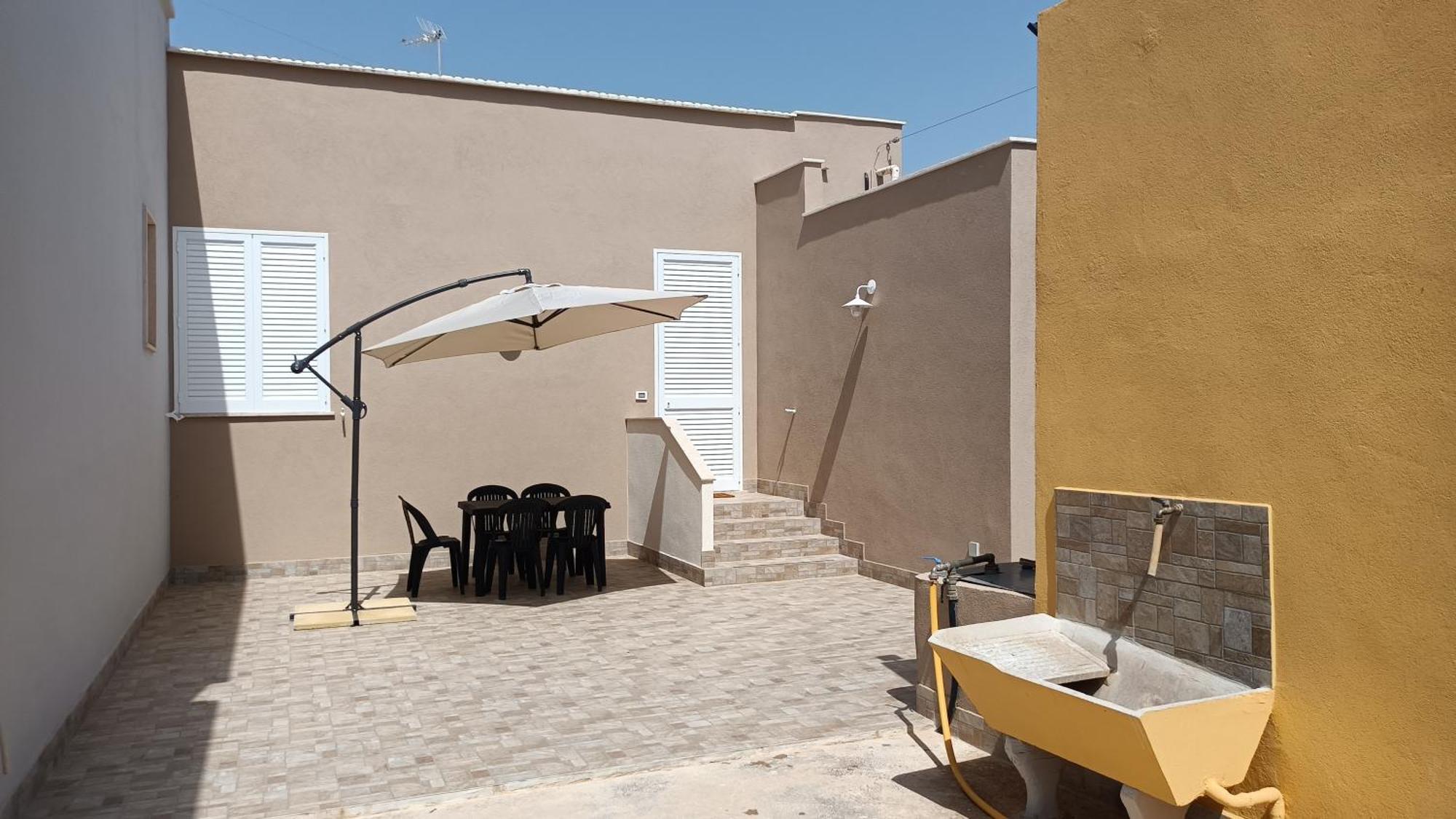 Scirocco E Maestrale Villa Petrosino Exterior foto